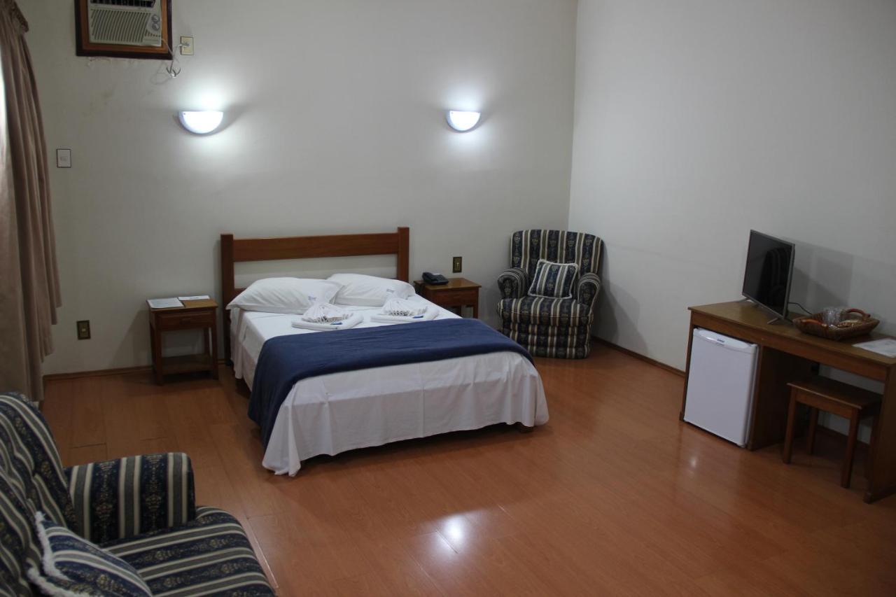Hotel Sao Lucas Алфенас Екстериор снимка